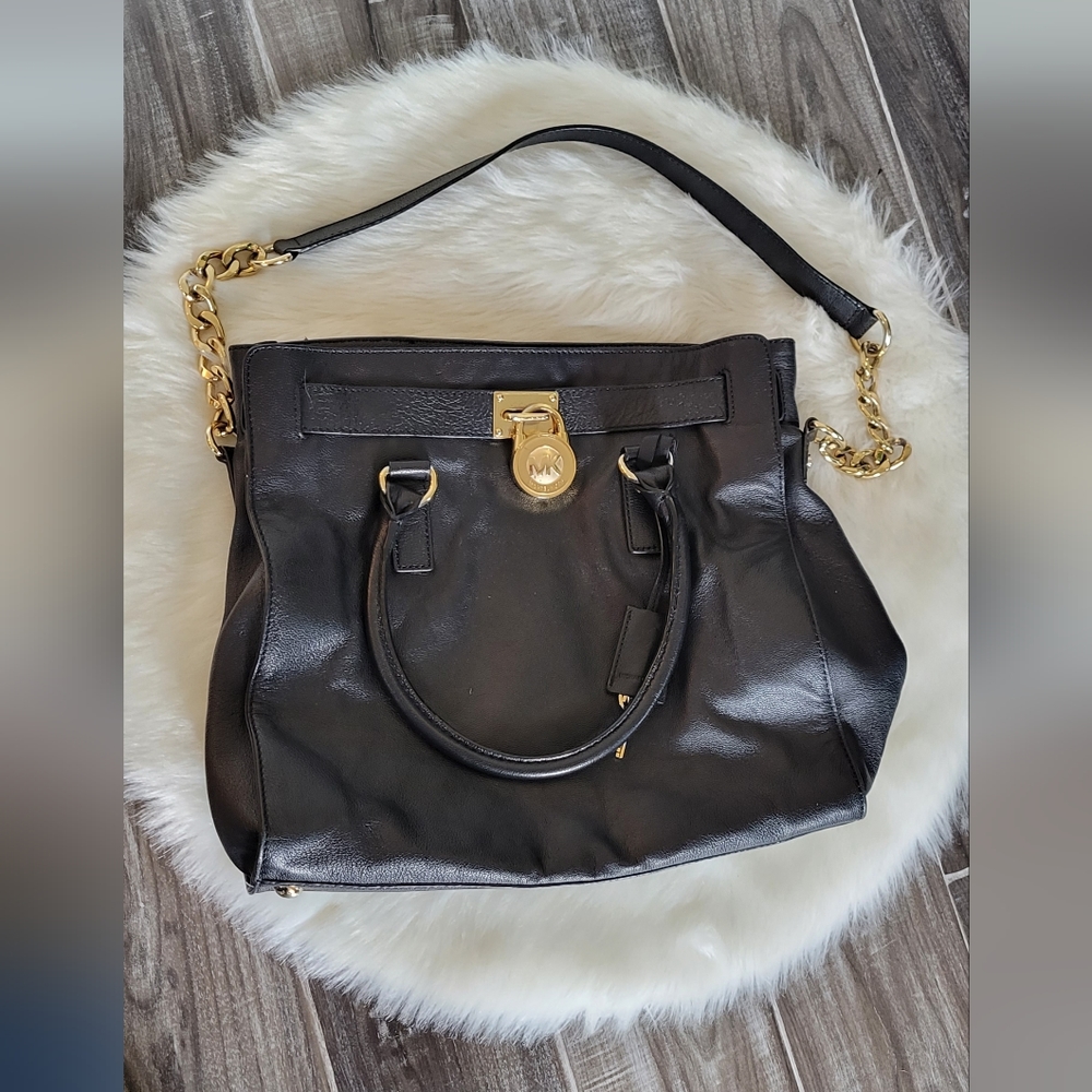 Black Micheal Kors Hamilton (large)